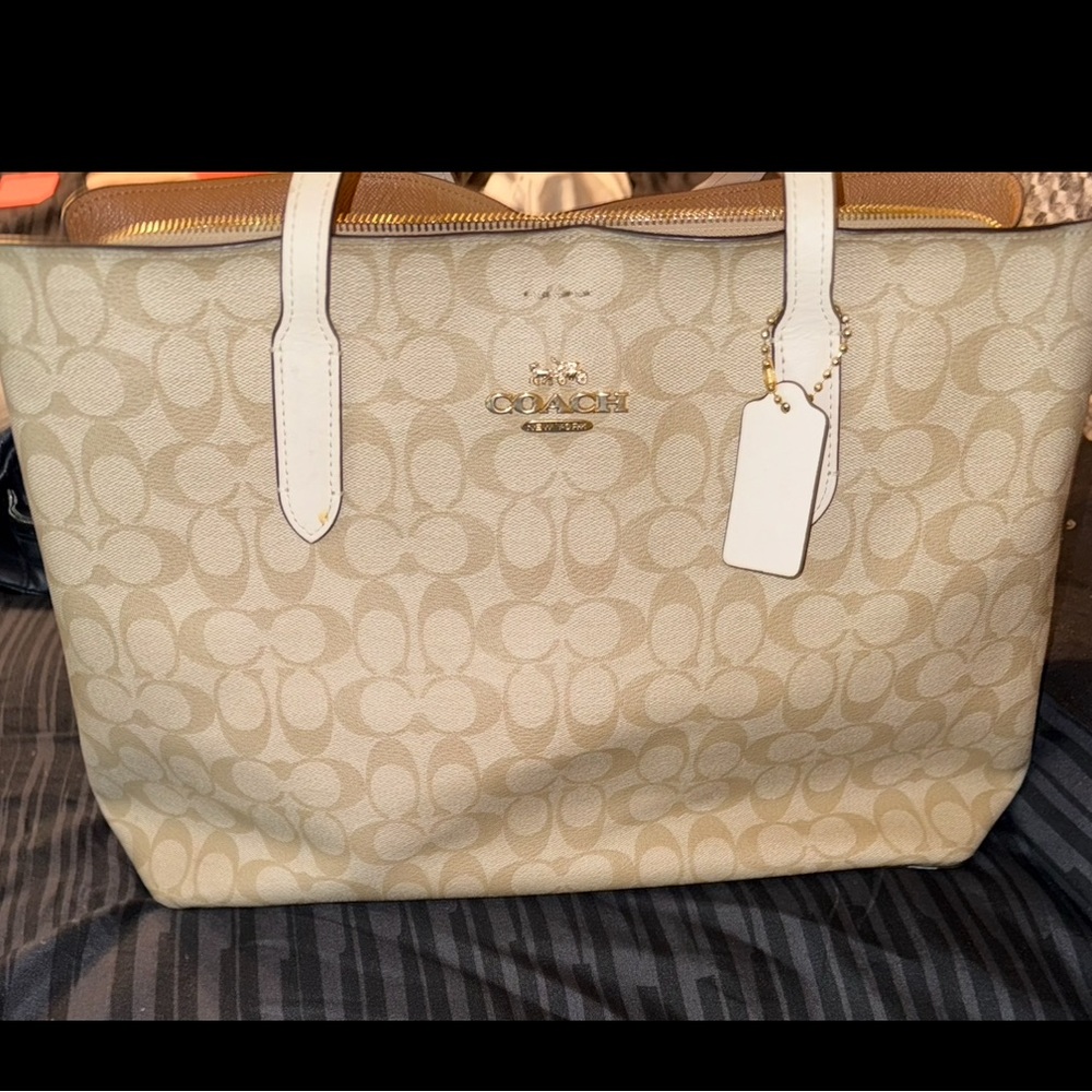 Coach Cream Signature Tote Bag